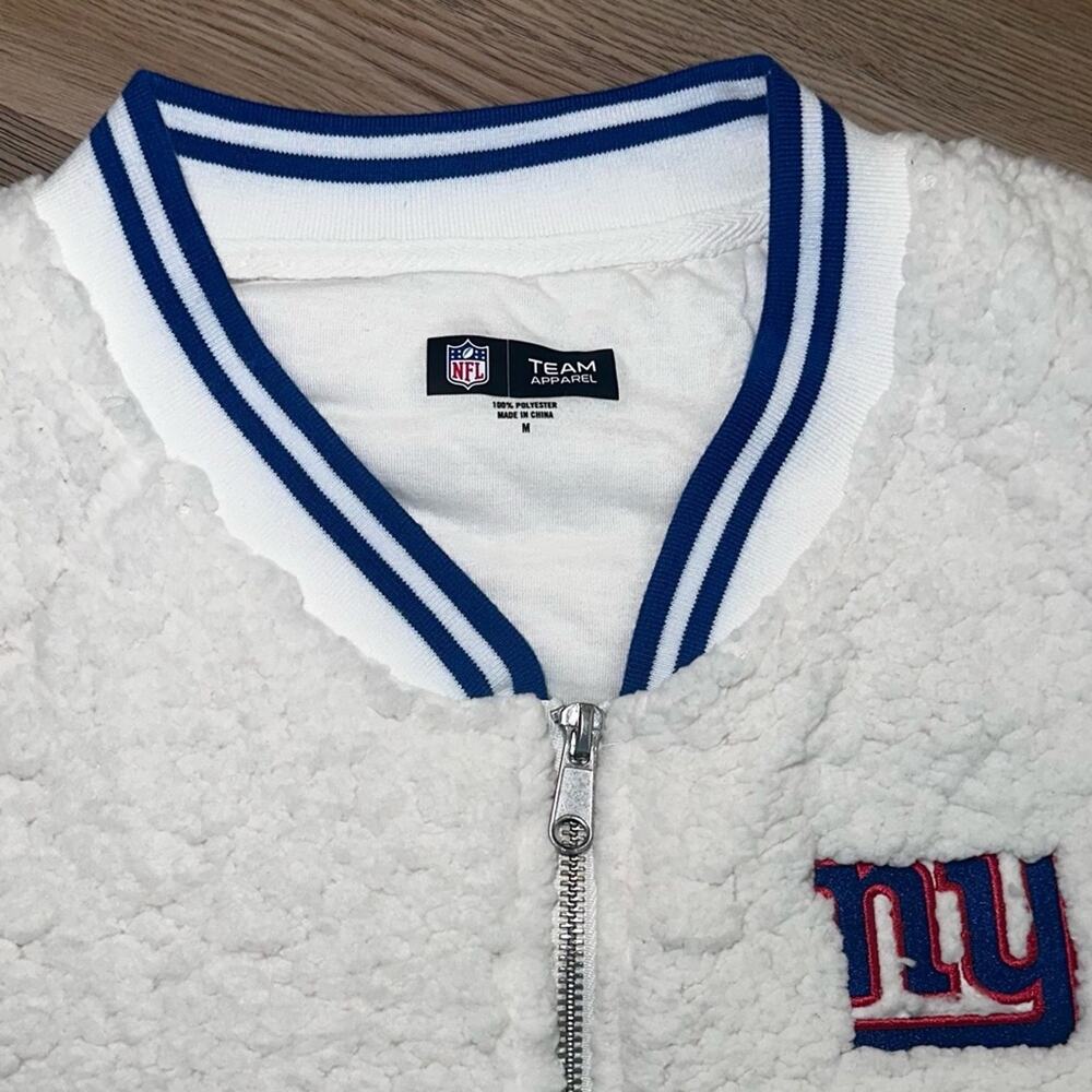New Era New York Giants Cream Athletic Sherpa Full-Zip Bomber Jacket Women’s Med - Picture 11 of 13